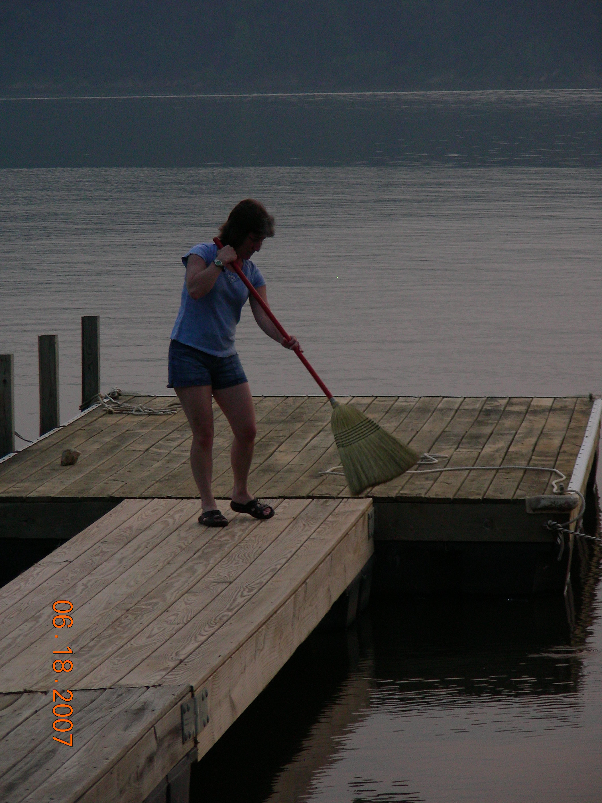 ./2007/Kerr Lake Eagles Nest/June18/VDSCN1291.JPG